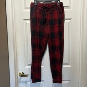 Maurice’s buffalo plaid size large